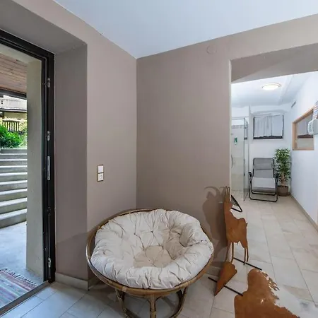 Stadtvilla Mit Sauna & Garten 아파트 키츠부헬