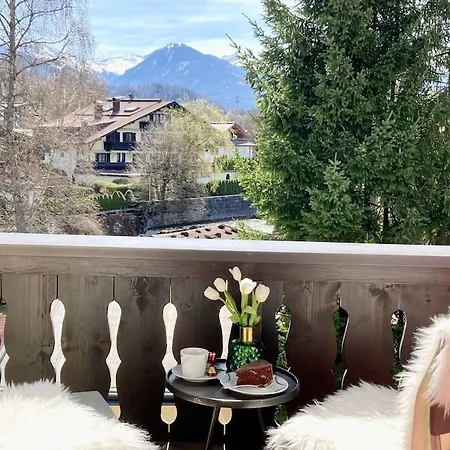Stadtvilla Mit Sauna & Garten * Кицбюэль