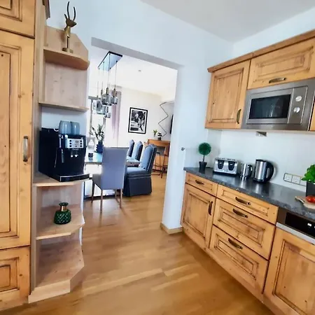 Апартаменты Stadtvilla Mit Sauna & Garten *
