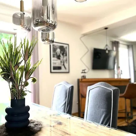 Апартаменты Stadtvilla Mit Sauna & Garten